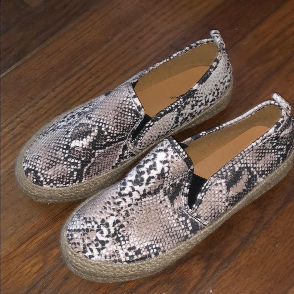 Snakeskin espadrilles